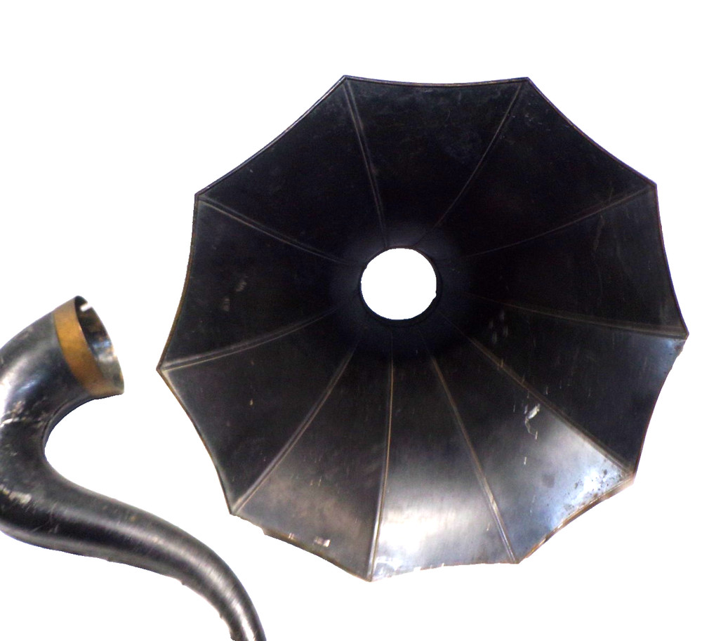 EDISON CYLINDER PHONOGRAPH CYGNET HORN