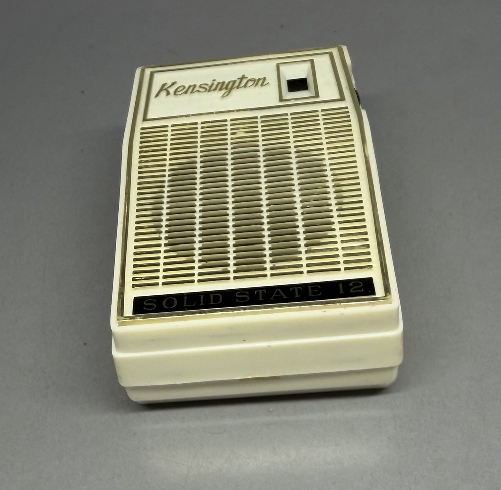 Vintage Kingston Solid State Transistor Radio ~ Works ~ With Case