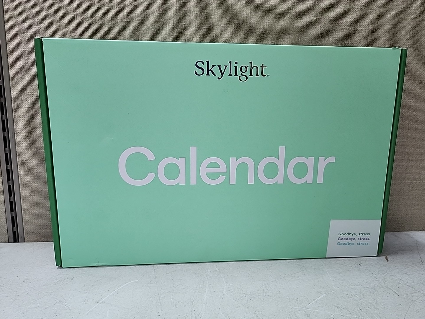 NEW Skylight Calender 15" Touchscreen Smart Calendar and Chore Chart - White
