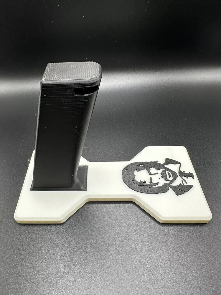 John Wick Double Stack 1911/2011 Pistol Display Stand