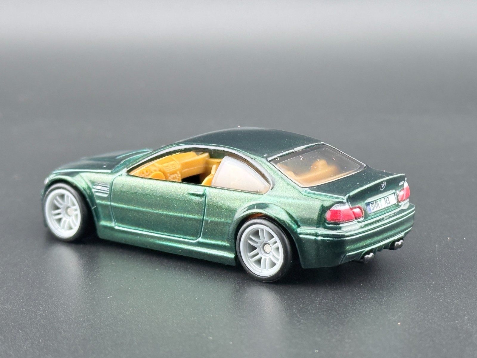 Hot Wheels BMW M3 E46 Green Power Trip FPY86-961 R 1/64