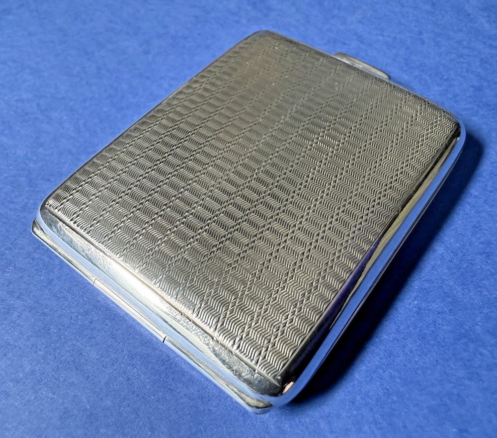 SOLID SILVER ENGINE TURNED BOOK MATCH HOLDER B'HAM 1926 BY FREDRICK FIELD