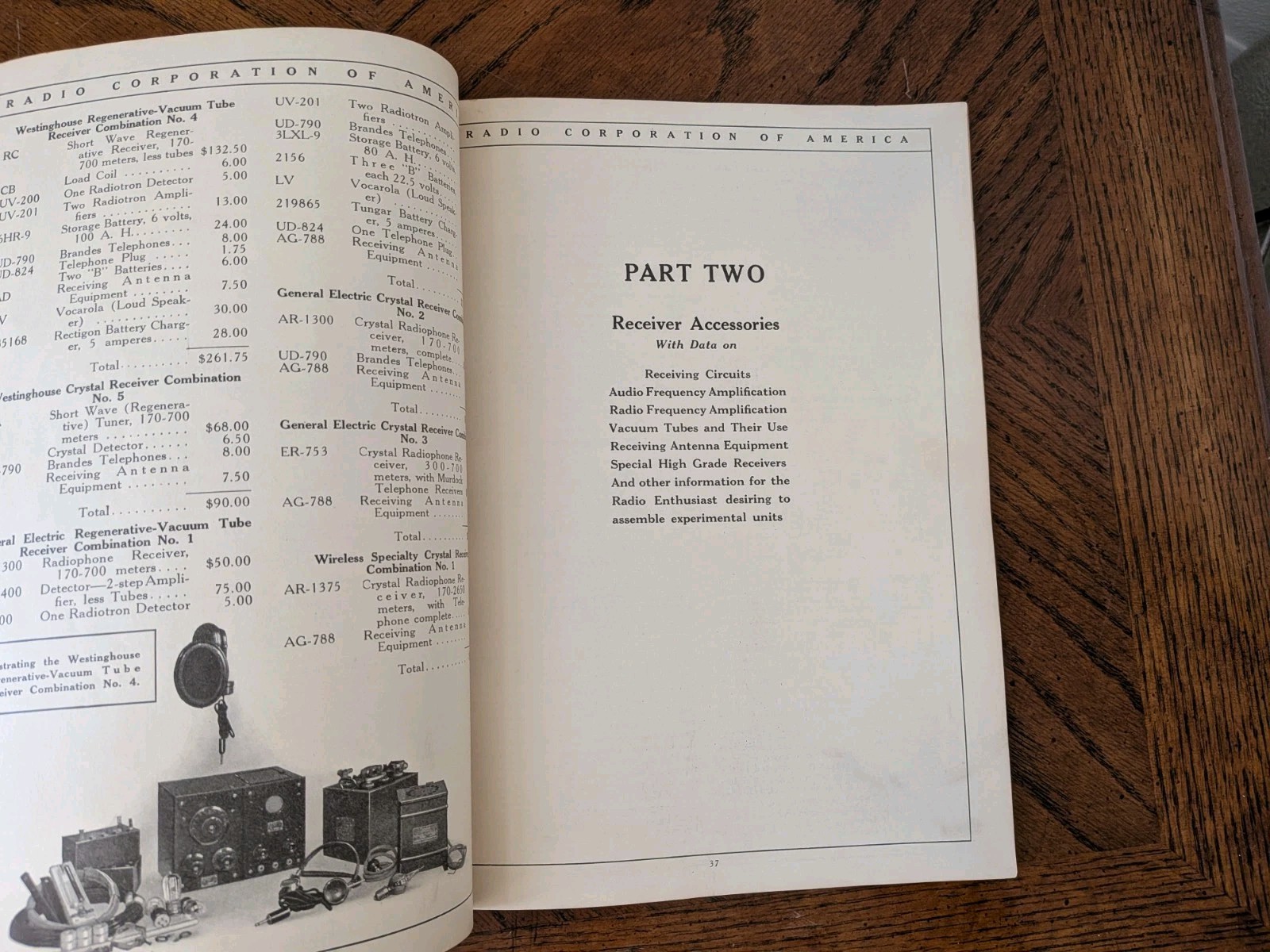 1922 RCA Radio Enters The Home ( Cover Missing )