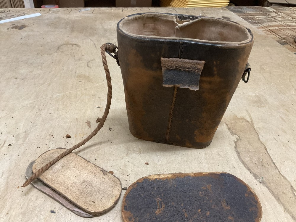 WWI US Binos in Case bp69