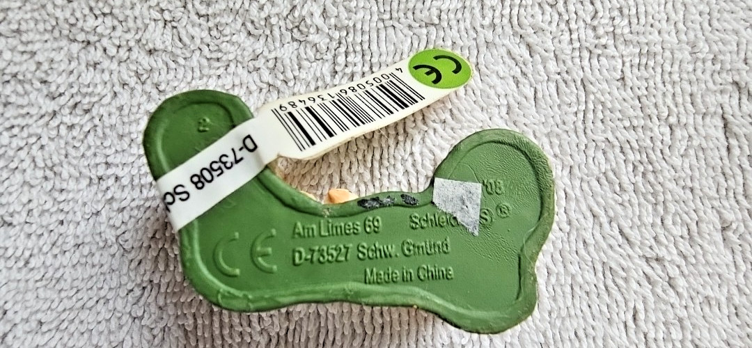 Schleich Scenery Pack Farm Animals + Chickens + Tiger + Leppard