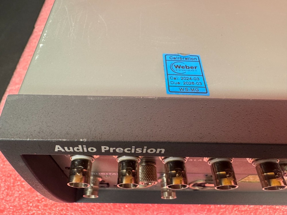 Audio Precision APx 585 Audio Analyzer