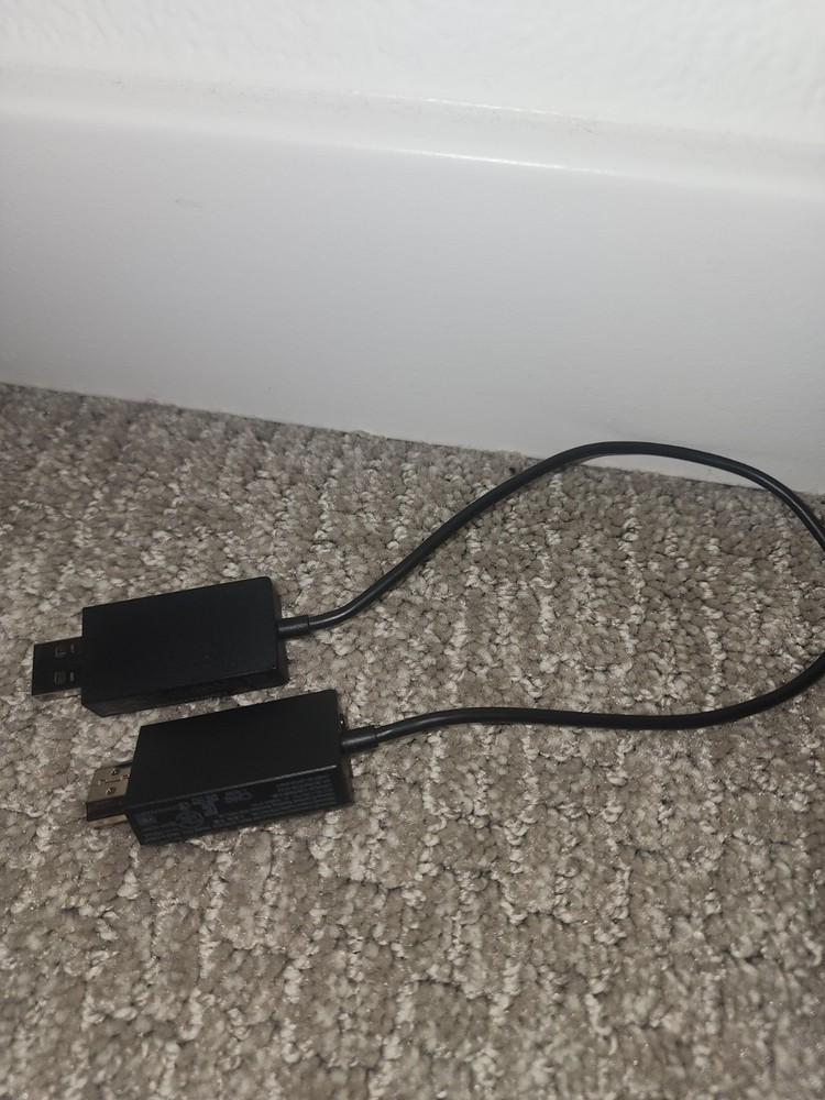 Microsoft Wireless Display Adapter V2 Model 1733 HDMI USB