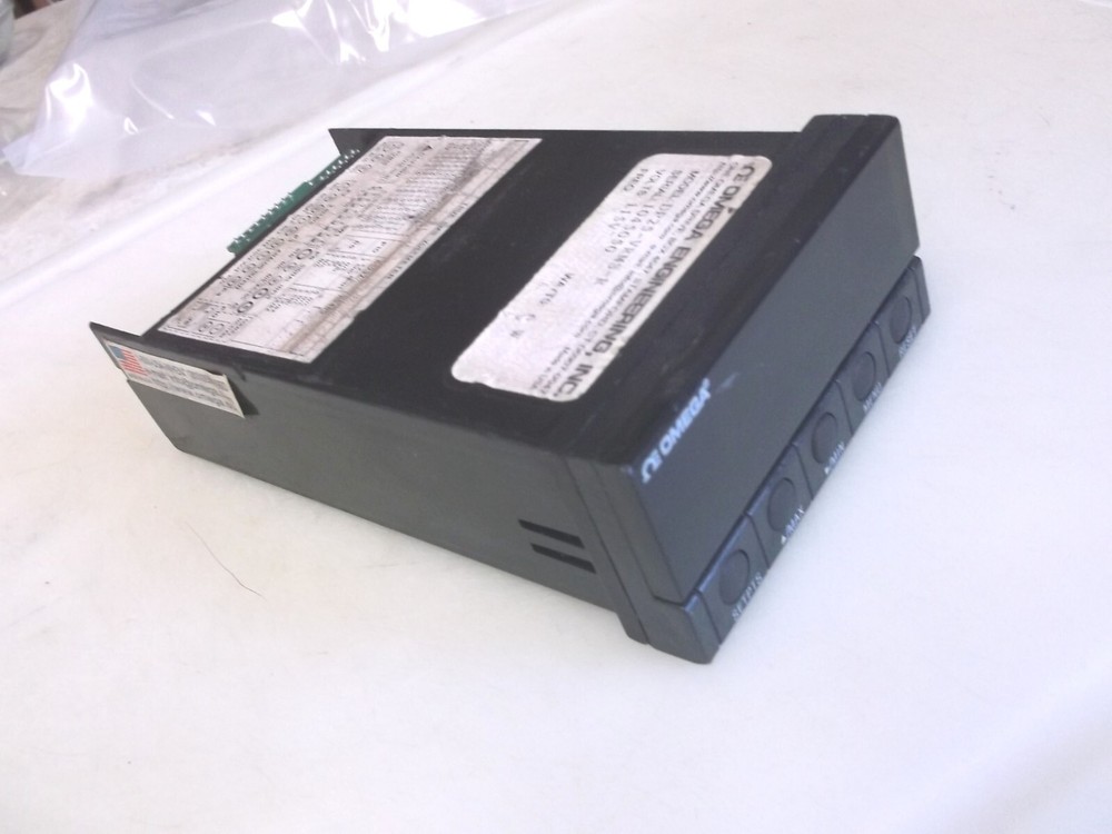 Omega DP25-VRMS-R True RMS Digital Voltmeter Panel-Mount Meter