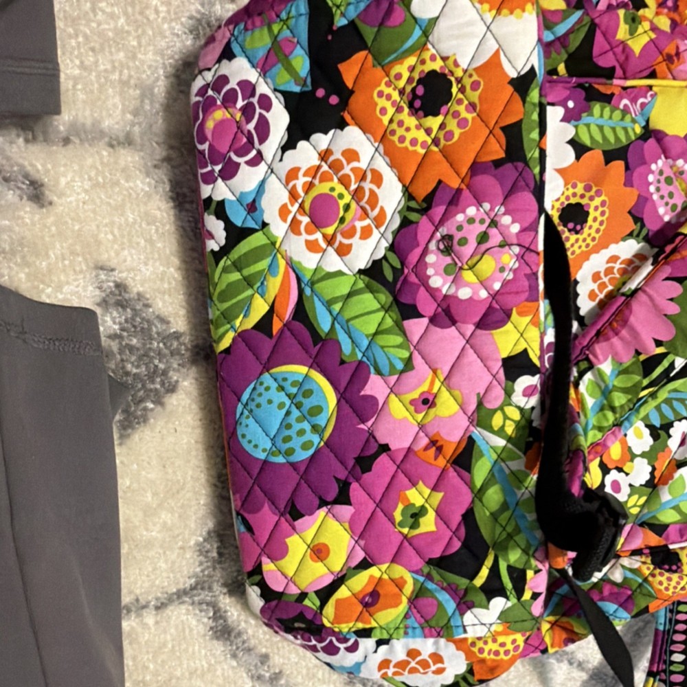 Vera Bradley VaVa Bloom campus backpack Zip Pockets