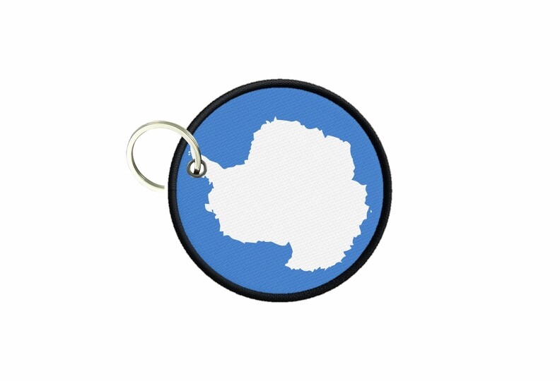 Antarctic Flag Keychain Round Badge