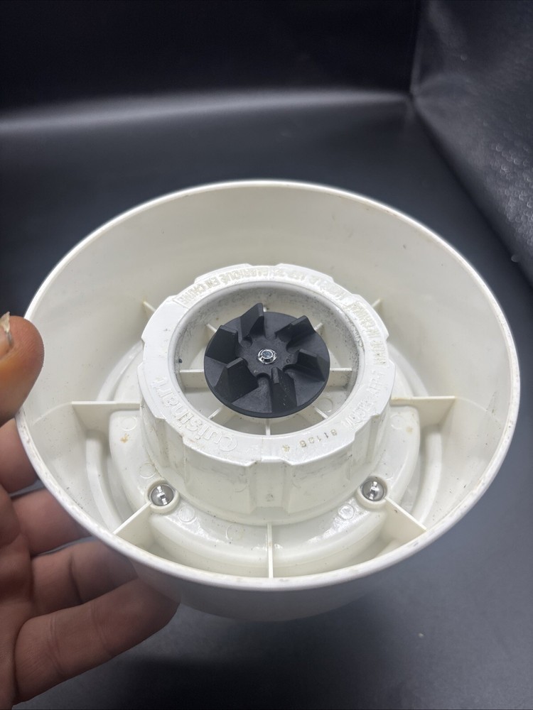 Cuisinart AFP-7 Food Processor Replacement Part GEAR SPINDLE BASE