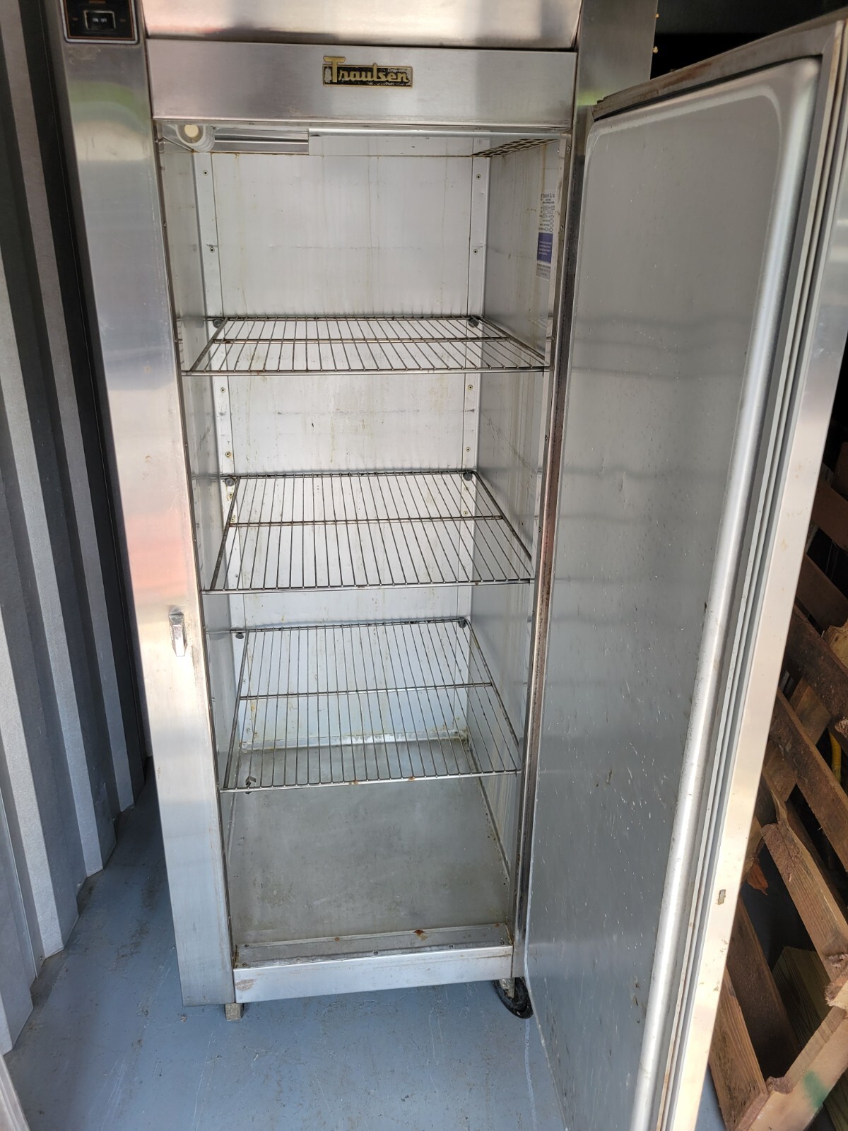 TRAULSEN MHT132WREFHS SINGLE DOOR REFRIGERATOR FREE SHIPPING 30 DAY WARRANTY