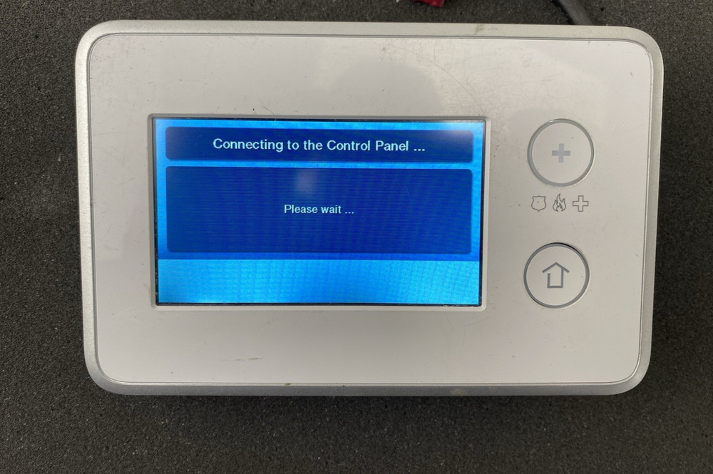 3 in 1 2GIG-TS1-E Wireless Touch Screen Keypad