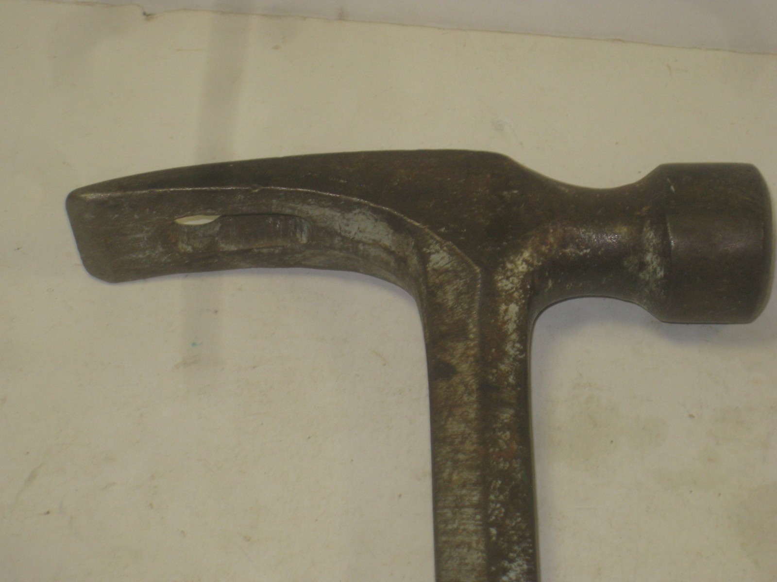 Vintage Estwing Framing Hammer with Unusual Nail Puller model E328SM USA made