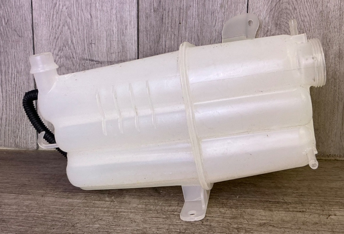 # 2024 GMC SIERRA AT4 3500 HD DURAMAX COOLANT RESERVOIR SURGE TANK BOTTLE