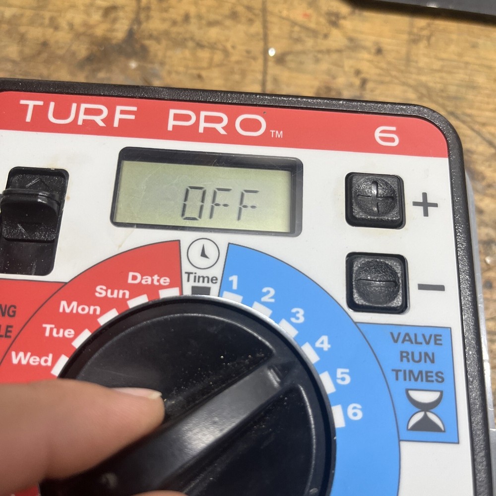 Toro Turf Pro 6 Automatic Sprinkler Control 12 Station Read
