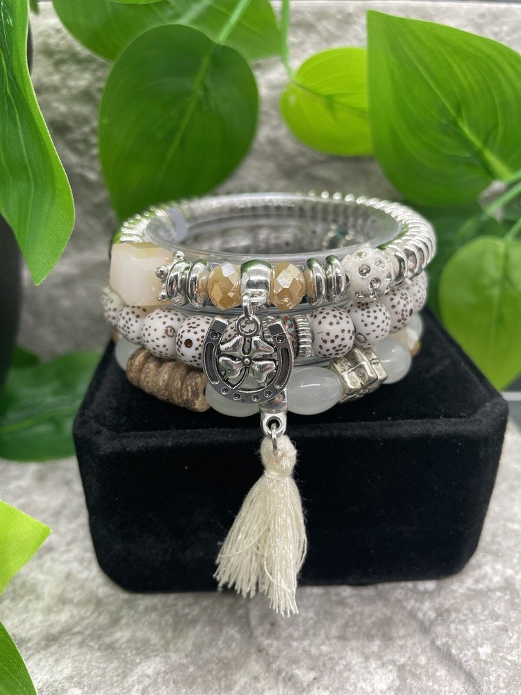 3 PC Handmade Beaded Stackable 6.5” Plus Stretch Bracelet Set New Clover A2141
