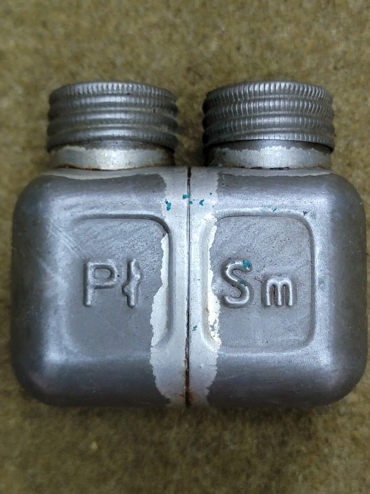 Oil Bottle uncommon variation  oiler can combloc