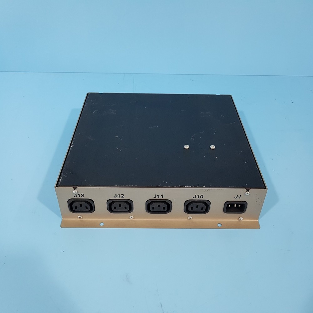 101-0601// AMAT APPLIED 9090-01320 FFU CONTROLLER USED