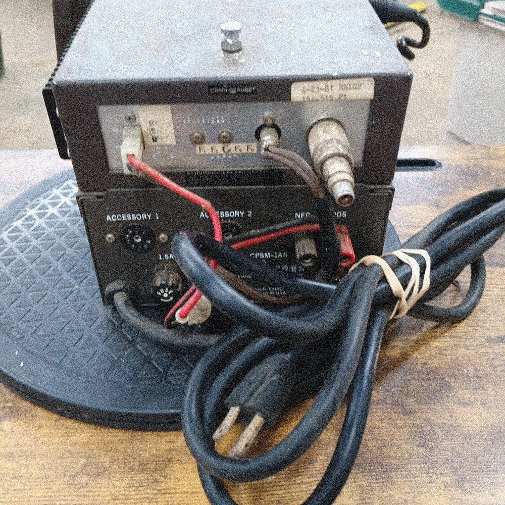 Standard c890L Radio With Speaker Untested