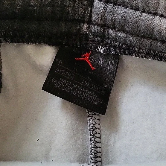 Air Jordan Boys 2-piece Shorts Set T-shirt & Shorts Size 6 7 Navy Black