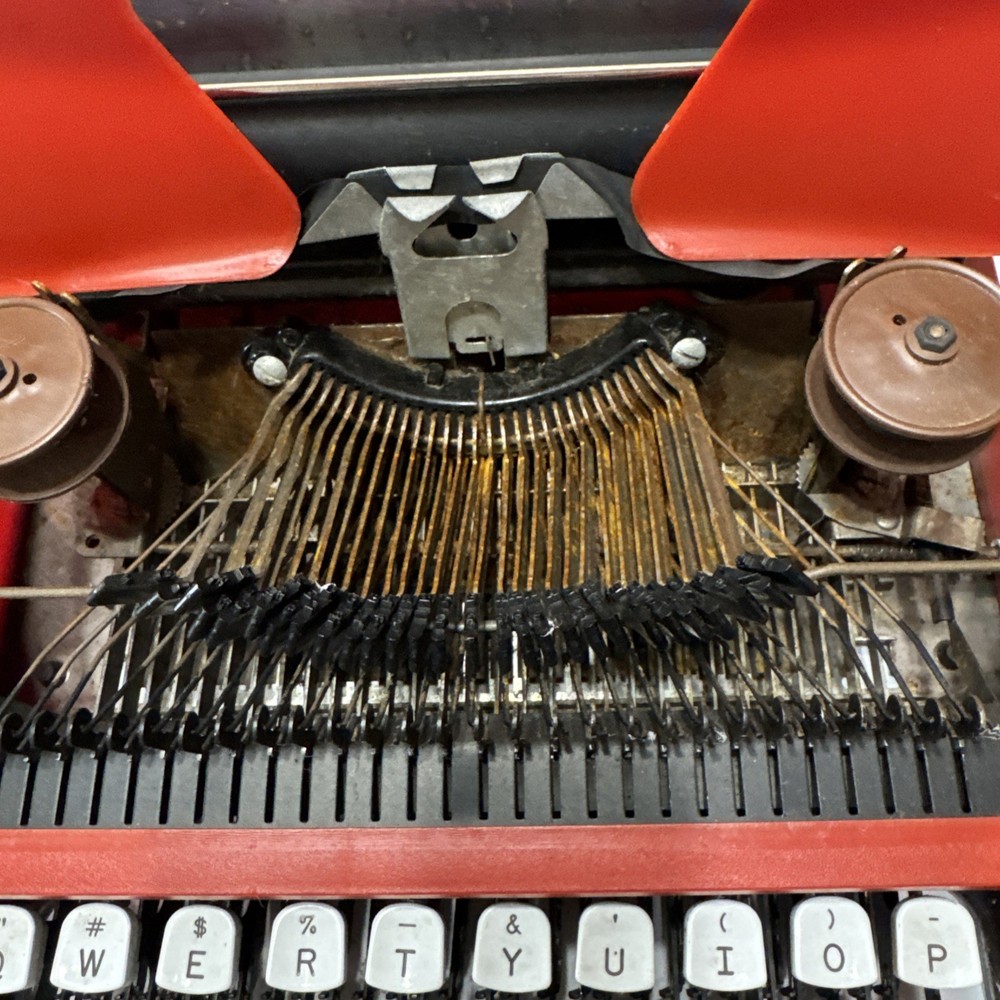 Thom-Thumb Child's Size Typewriter Red