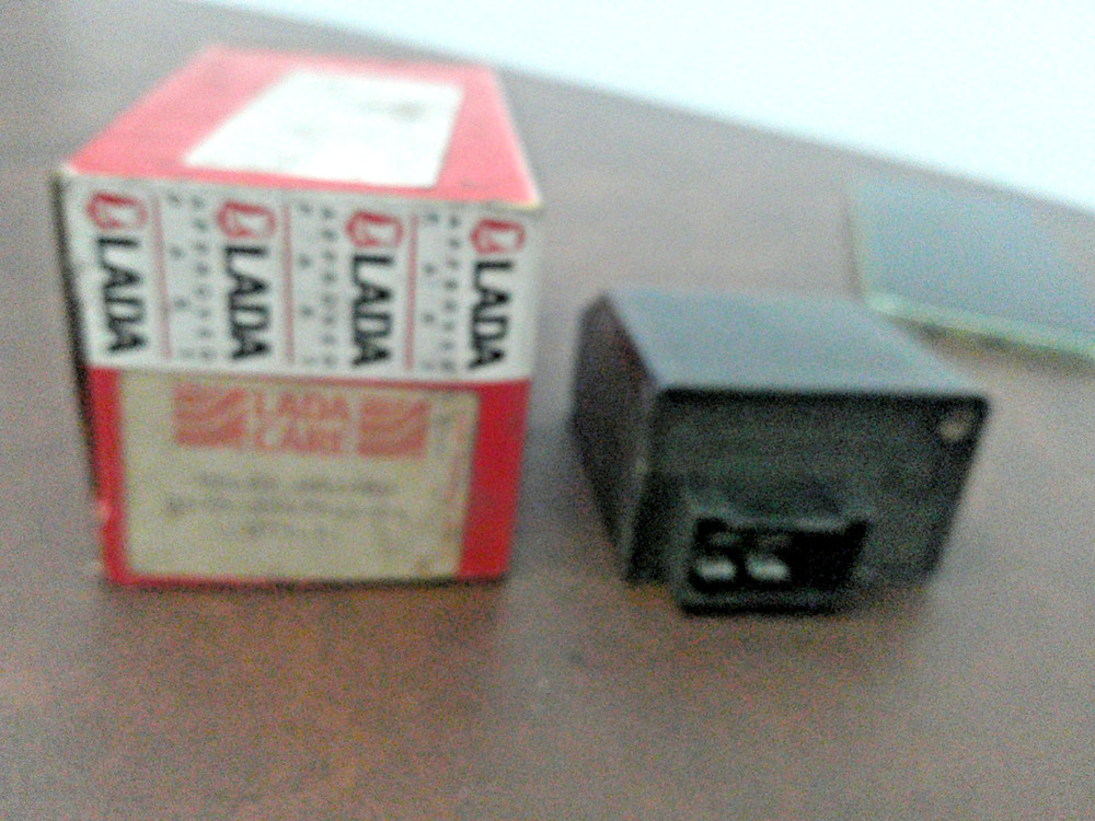 GENUINE LADA NIVA FLASHER UNIT NEW