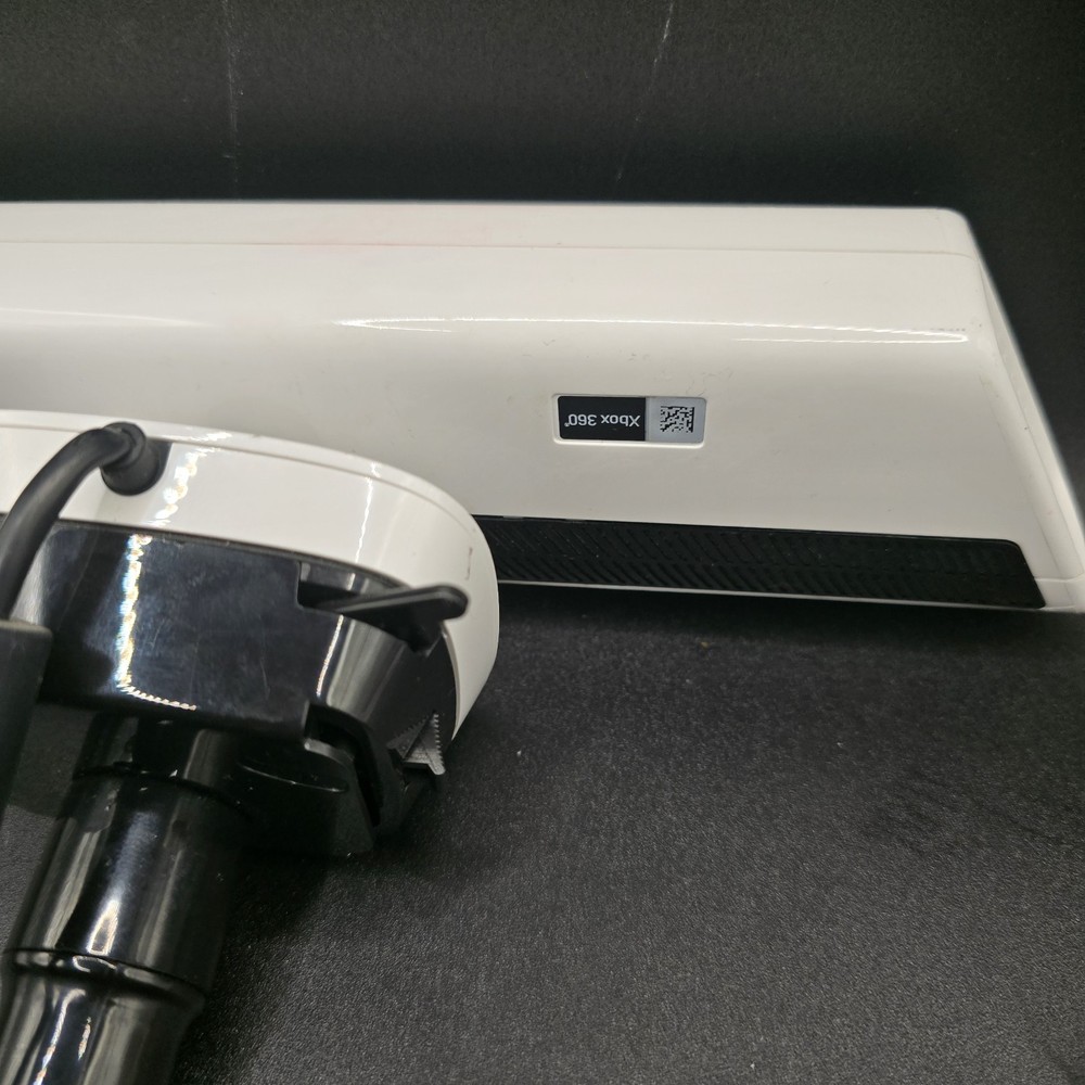 Microsoft Xbox 360 Kinect Sensor White WITH adjustable Mount | USB