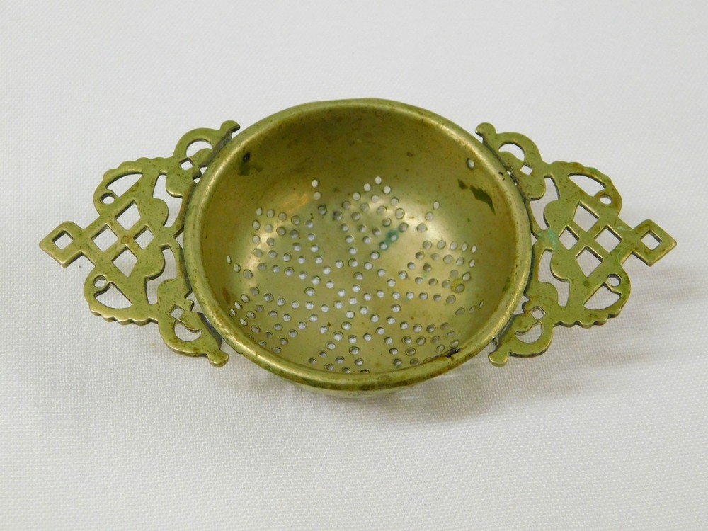 Antique Vintage EPNS Silver Plate Tea Strainer Small