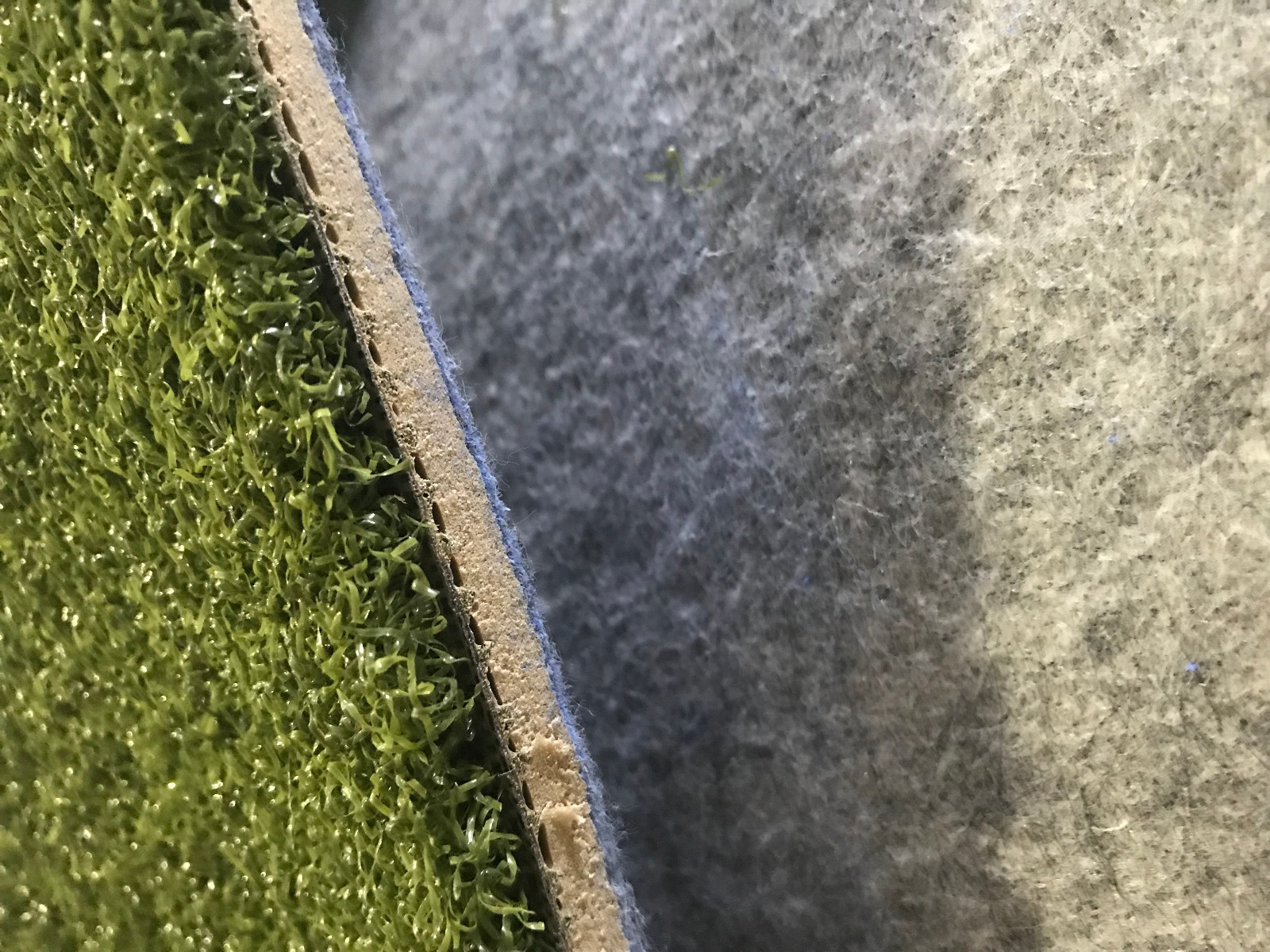 Backyard Golf Mat 36" x 59" Pro Residential Practice Golf Turf Mat 5mm Foam Pad