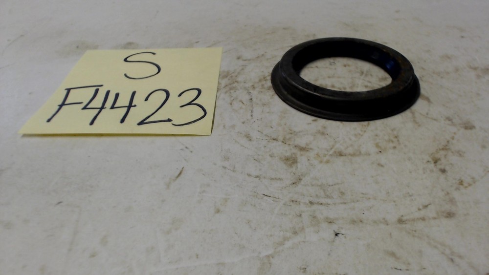 17815 / 46877 Seal