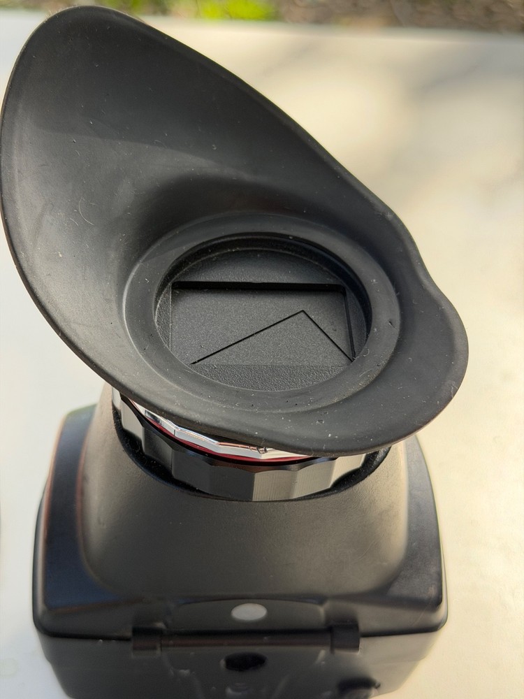 Alphatron EVF-035W-3G Electronic Viewfinder