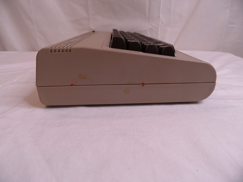 Commodore C64 Computer Heat Sinks Power Supply Video cable- TESTED