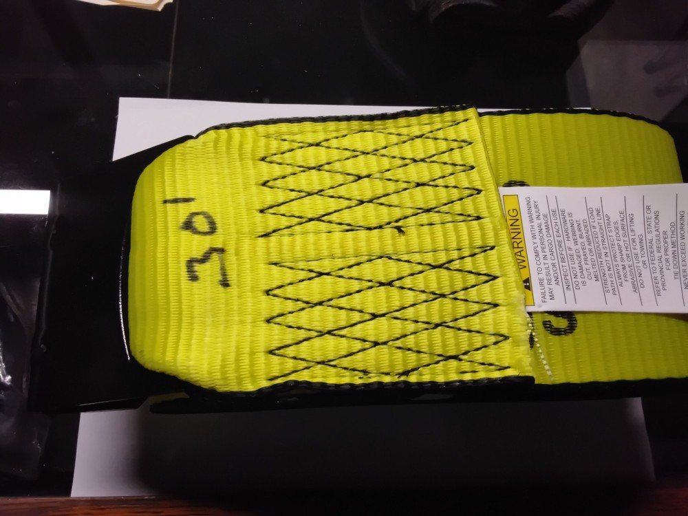 cargo equipmenf 4 inch x 30ft flatbed strap