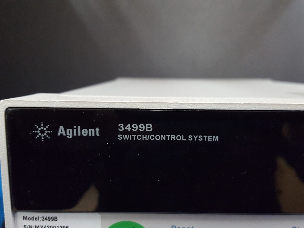 Agilent 3499B: Switch / Control System Main Frame (1396)