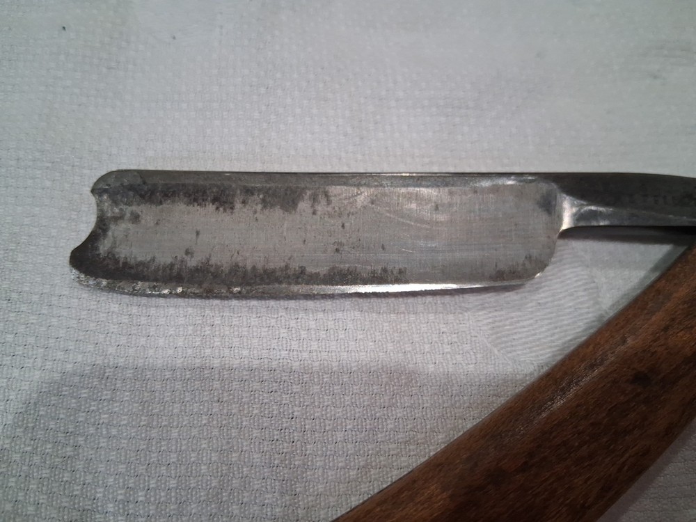 Adam Barlow Straight Razor