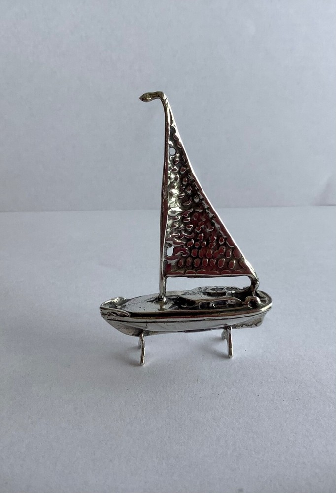 VINTAGE CONTINENTAL SOLID SILVER MINIATURE SAILING BOAT