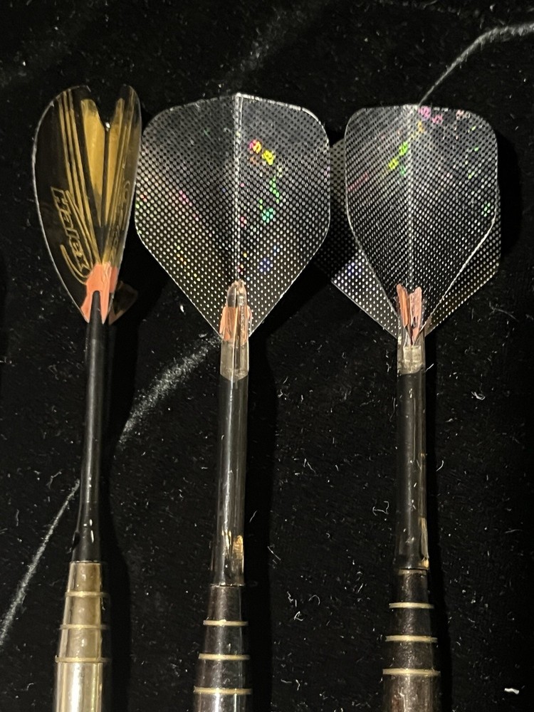 Halex Darts In Plastic Case