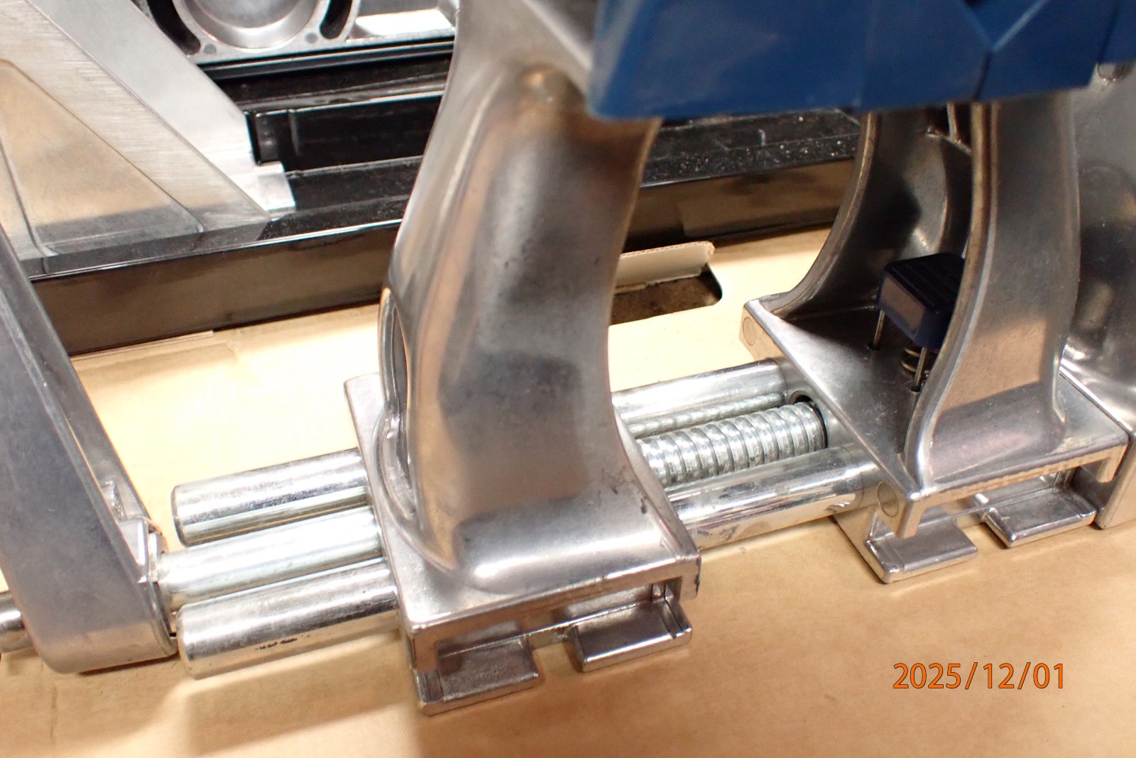 LOT B NEW OLD STOCK VINTAGE SWISS ORIGINAL ZYLISS KIT WITH CENTERS JAWS MANUAL