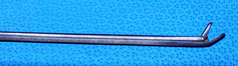 Medtronic 9560567 Micro Scissors, Upbiting, 2mm