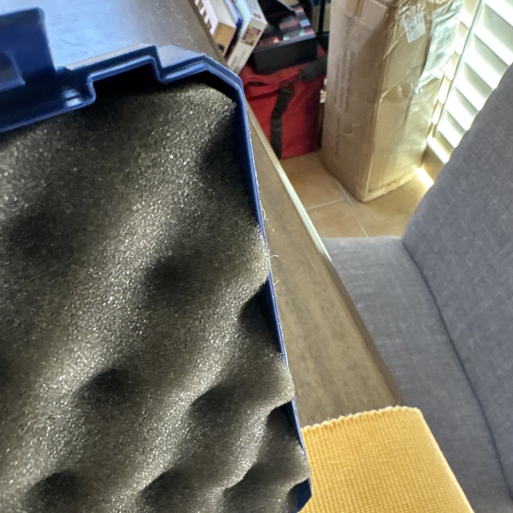 Smith & Wesson OEM Blue Case for Model 686 .357 Pistol w/ Foam Insert