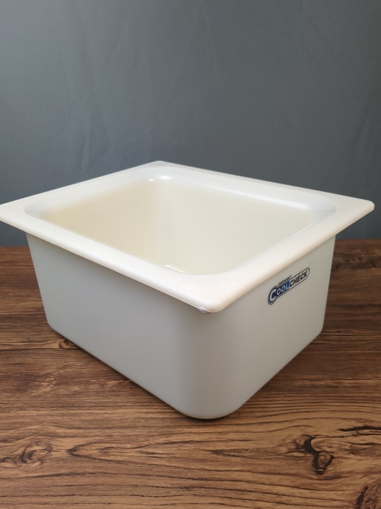 Carlisle Coolcheck Plastic Food Pan, 6 Qt.
