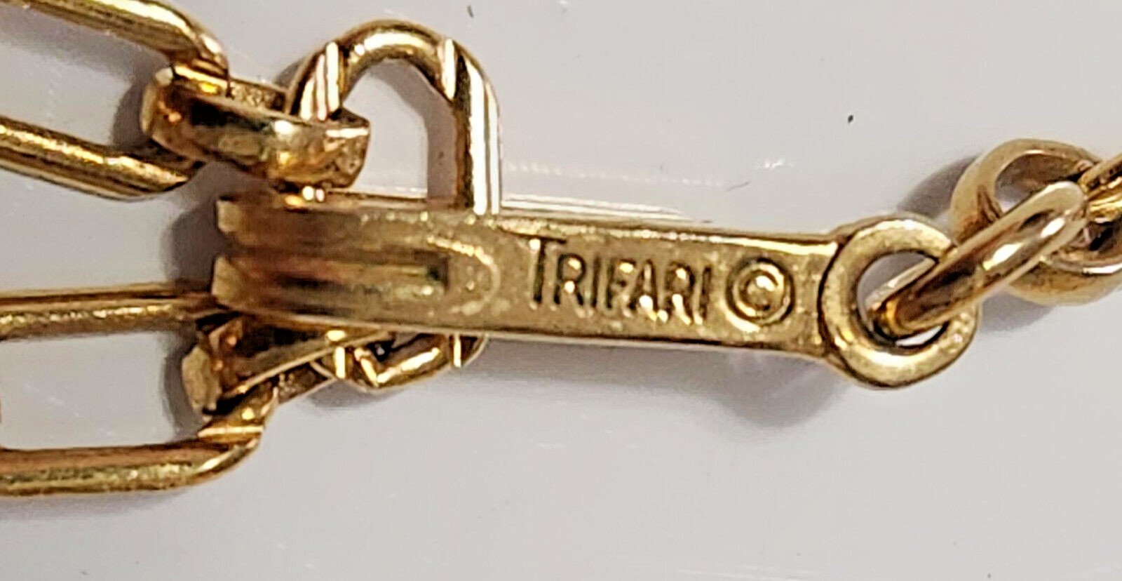 Trifari NECKLACE Vtg Choker Rhinestones 15.5" Adjustable 1960s Gold Tone SIGNED