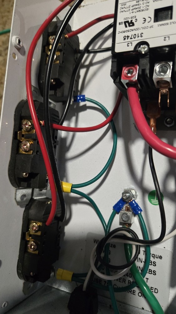 Titan Controls Helios 18, 12-Light 240 Volt Controller