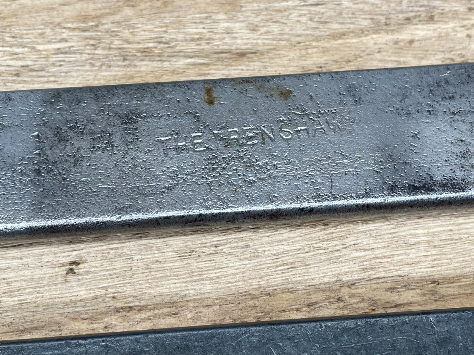 2 Vintage Tyre Levers THE RENSHAW Tyre Lever 17-1/2" & 11-1/4" Old Tool