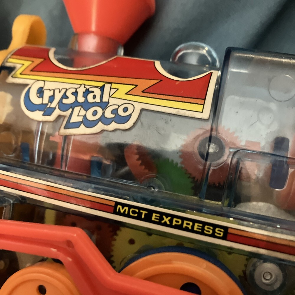Crystal Locomotive Engine 2000 MCT Express Moving Wheels