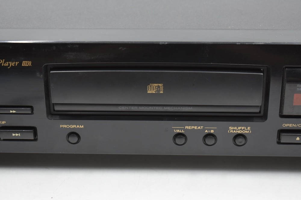 TEAC CD-P1100 CD Player Single Disc Tested Working No Remote