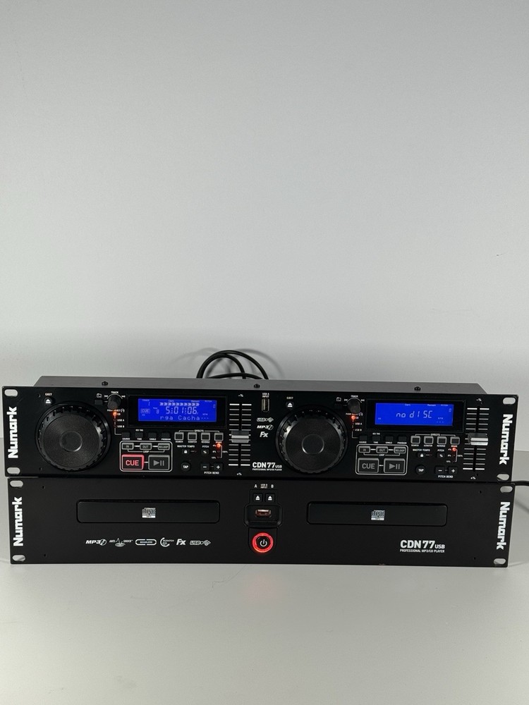 NUMARK CDN77USB DUAL CD/MP3/USB PLAYER. IDEAL FOR DJS, STUDIOS. 19" RACKMOUNT
