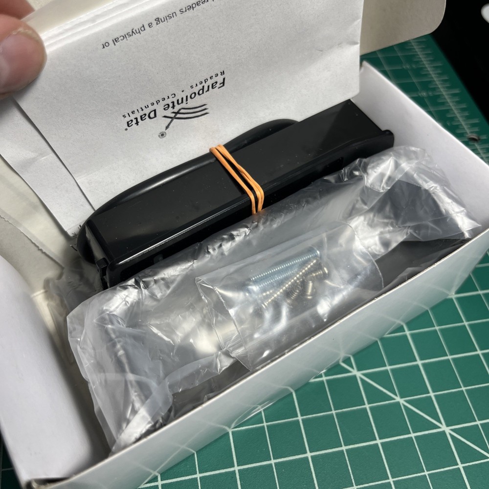 DMP CSR-35L Farpointe Data Contactless Smartcard Reader Black Rev 9