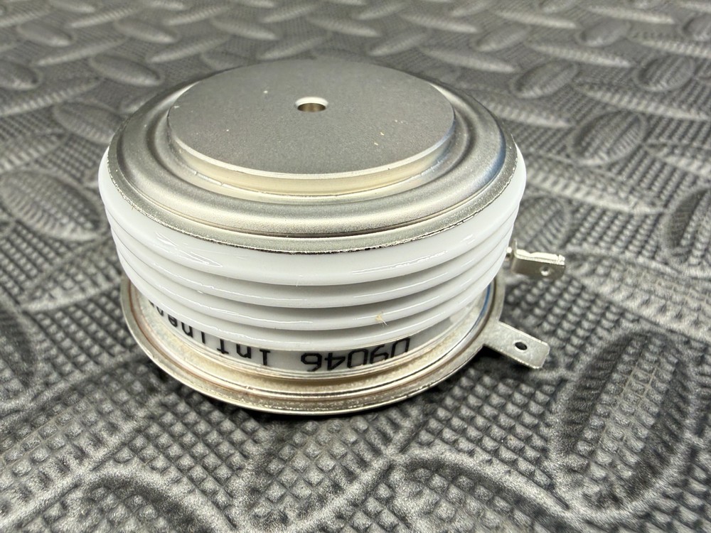 Infineon Technologies T720N16TOF Phase Control Thyristor Module Discs